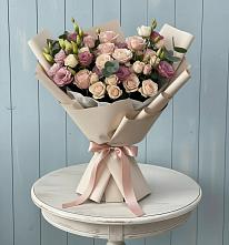 Букет цветов из:  Розы и Лизиантусы в Запрудне