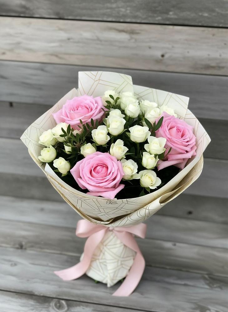 Букет цветов из: Розы в Запрудне