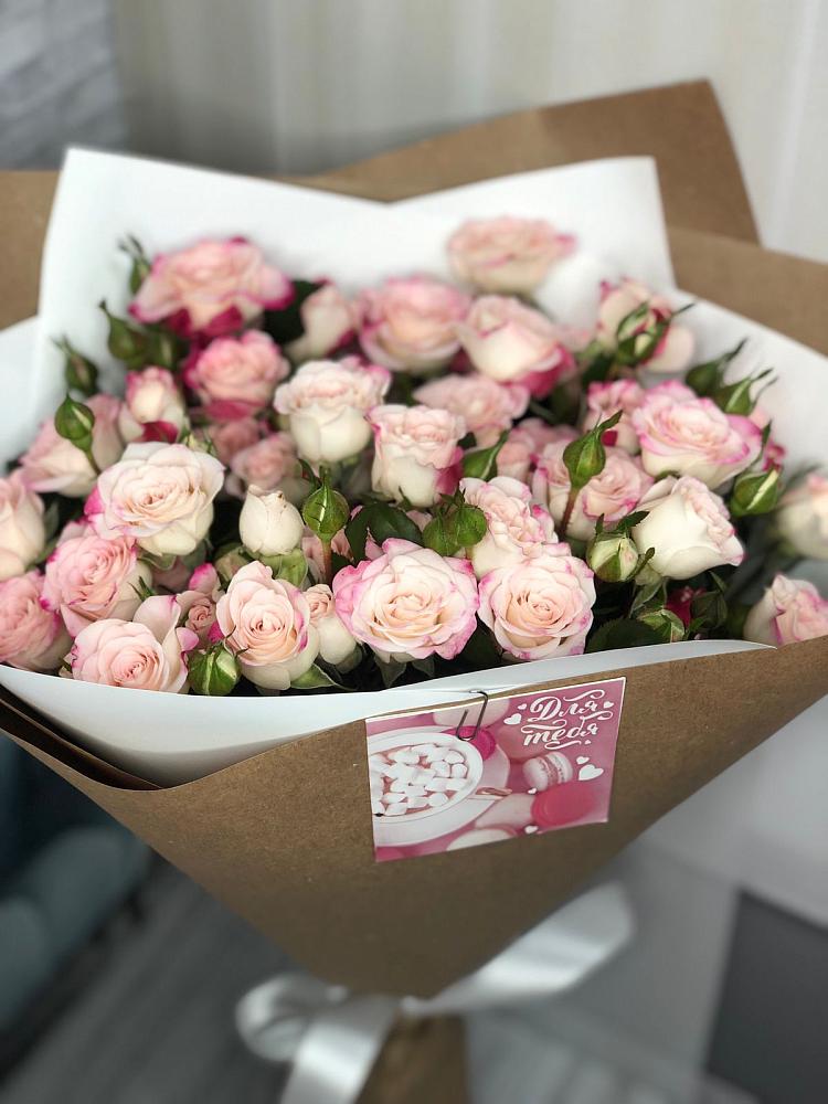 Букет цветов из: Розы в Запрудне