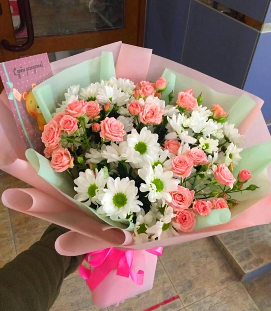 Букет цветов из: Розы и Хризантемы в Запрудне