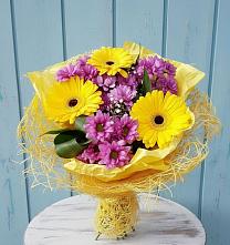 Букет цветов из:  Хризантемы и Герберы в Запрудне