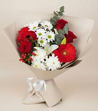 Букет цветов из:  Розы, Хризантемы, Герберы и Лилии в Запрудне