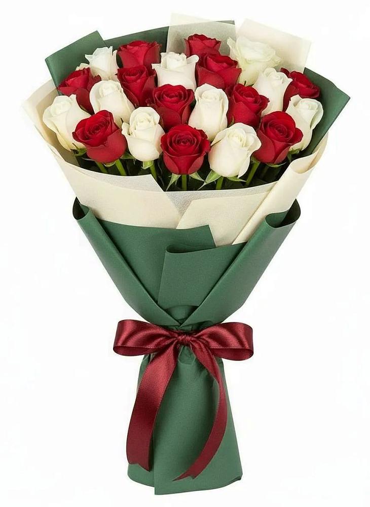 Букет Микс из красных и белых роз в Запрудне