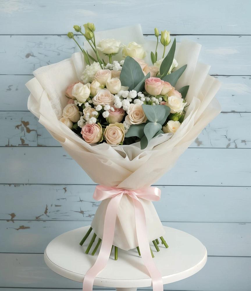 Букет цветов из: Розы и Лизиантусы в Запрудне