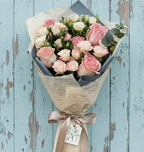 Букет цветов из:  Розы в Запрудне