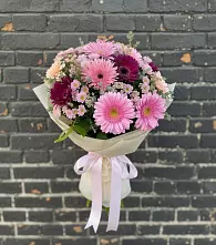 Букет цветов из:  Герберы и Хризантемы в Запрудне