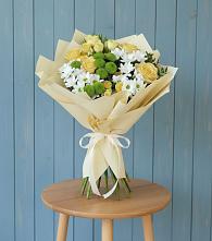 Букет цветов из:  Хризантемы и Розы в Запрудне