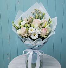 Букет цветов из:  Розы и Лизиантусы в Запрудне