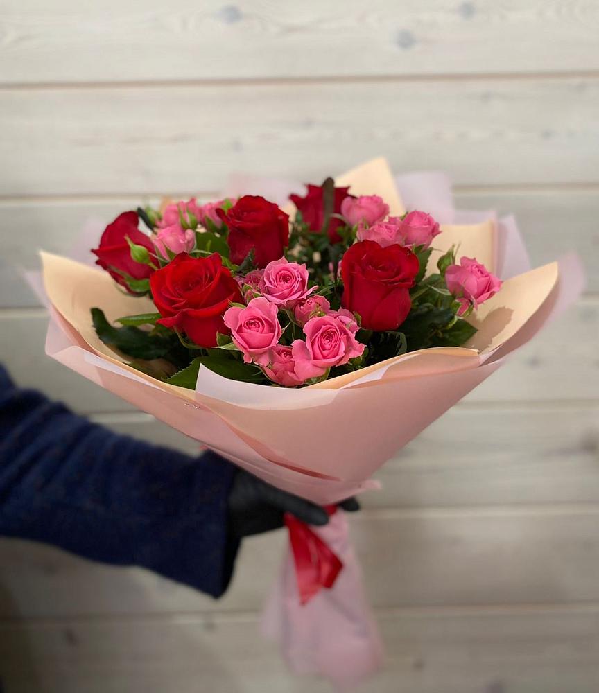 Букет цветов из: Розы в Запрудне