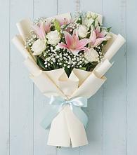 Букет цветов из:  Лилии в Запрудне