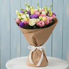 Букет цветов из:  Лизиантусы в Запрудне