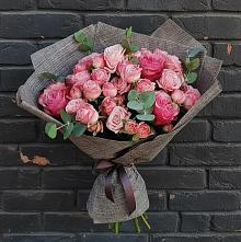 Букет цветов из:  Розы в Запрудне